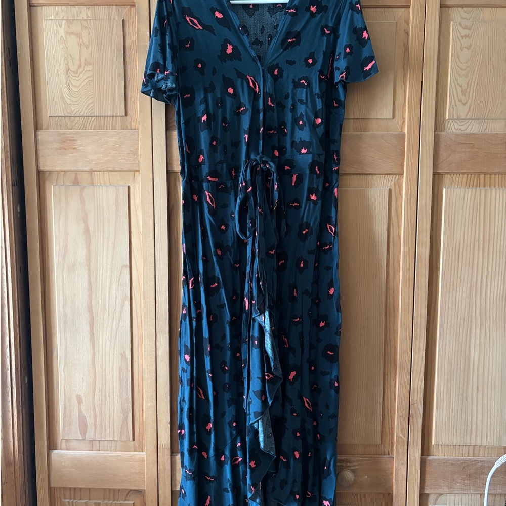 SHEIN Navy and Coral Maxi Dress